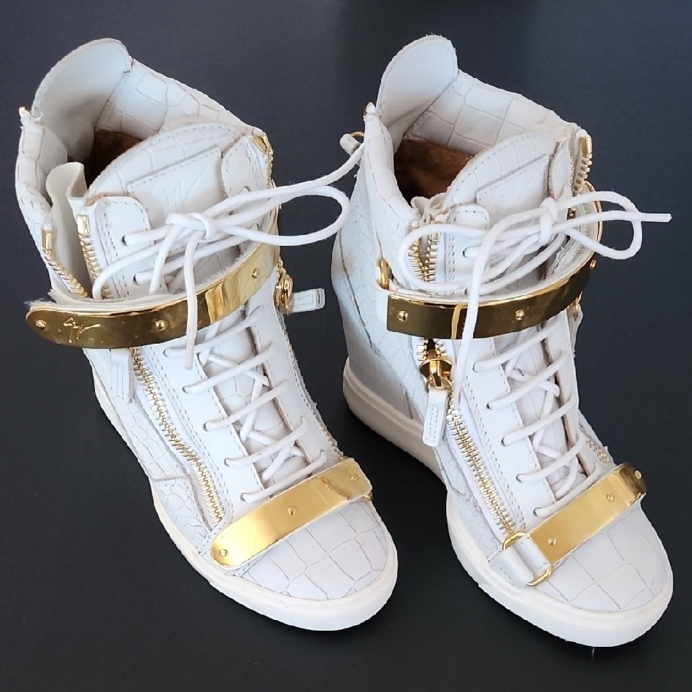 Giuseppe Zanotti Gold Accent White Sneakers